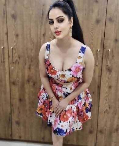 model Call Girls in Tilak Nagar