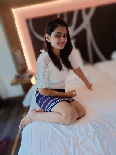 model Call Girls in Tilak Nagar